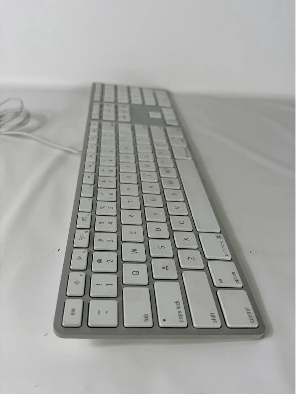 Apple Extended Keyboard - USB wired, slim - A1243 - complete and working